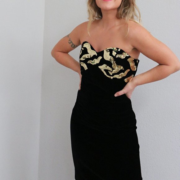 1980's Velvet Bustier Cocktail Dress /// Women's Size Larger Small to Medium - Picture 5 of 7